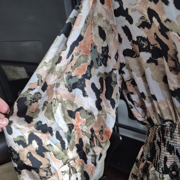 Entro Multicolor Camouflage Long Sleeve Dress - Picture 4 of 11